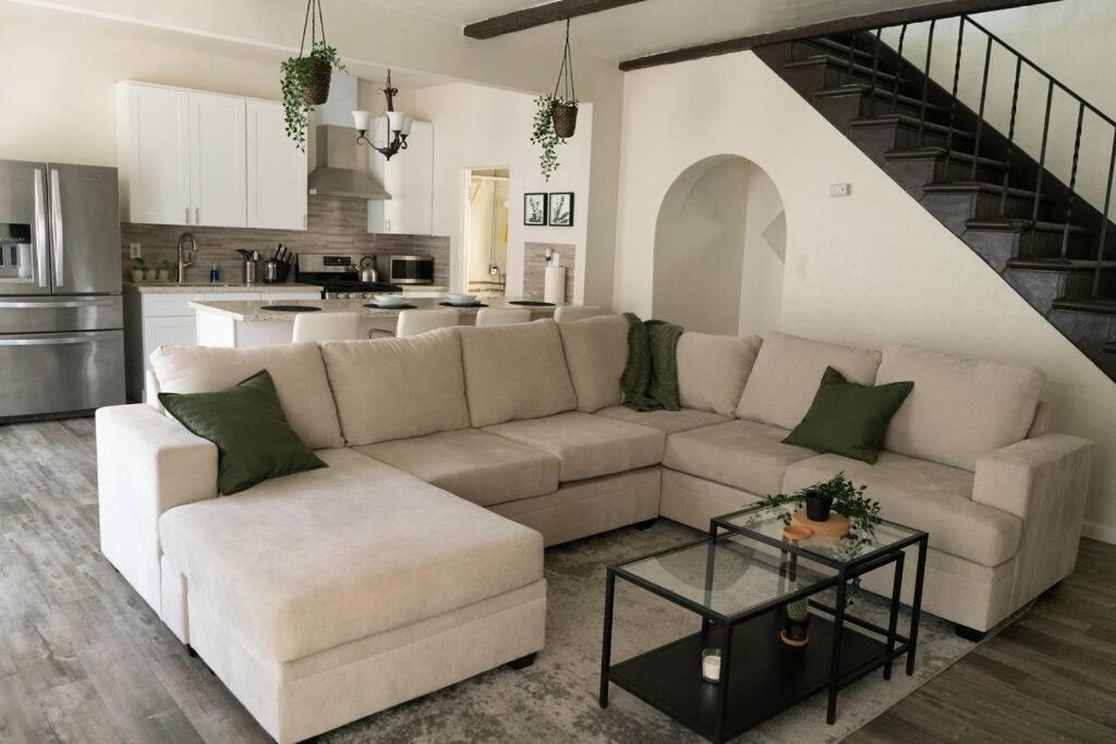 Spacious 2-Bedroom Unit In Hollywood Los Angeles Extérieur photo